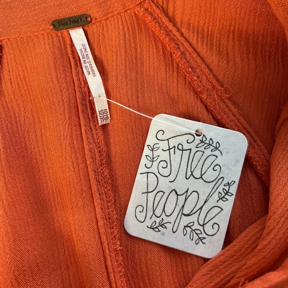 FREE PEOPLE Poncho Style Top Orange XS/S Oversized Ruffled Sleeves Collar FLAW